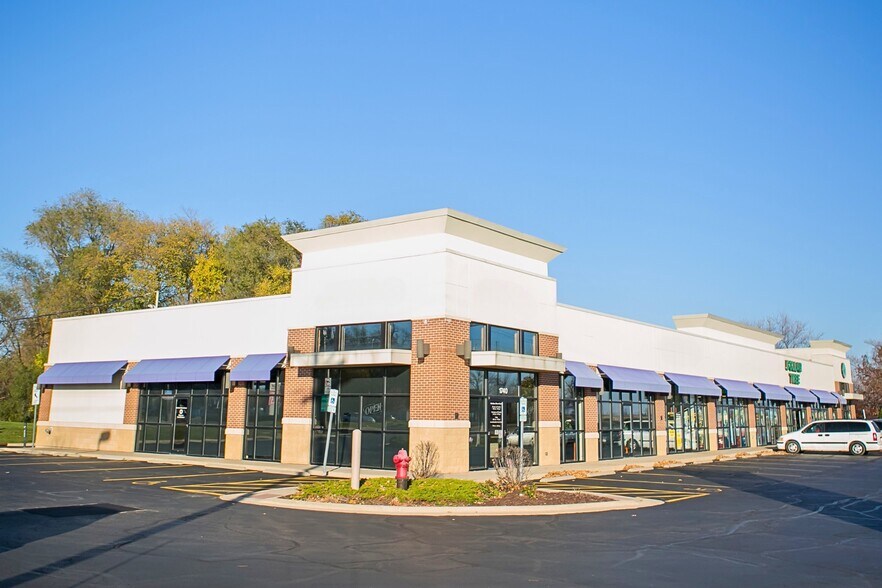 More Photos Of 1746 Us-20, Belvidere Unknown For Lease