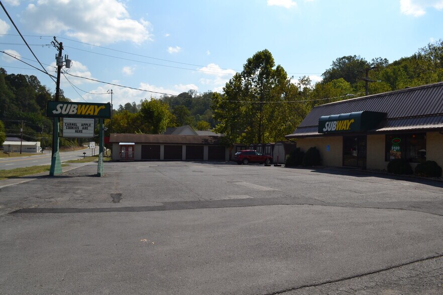 More Photos Of 5976 Virginia Ave, Pembroke Storefront Retail Residential For Sale