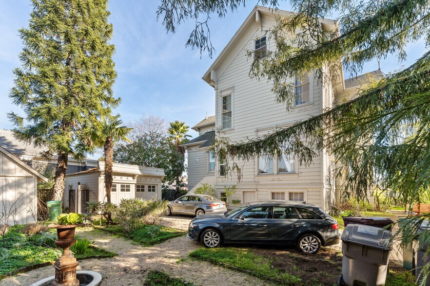 Primary Photo Of 1218 E 21st St, Oakland Apartments For Sale