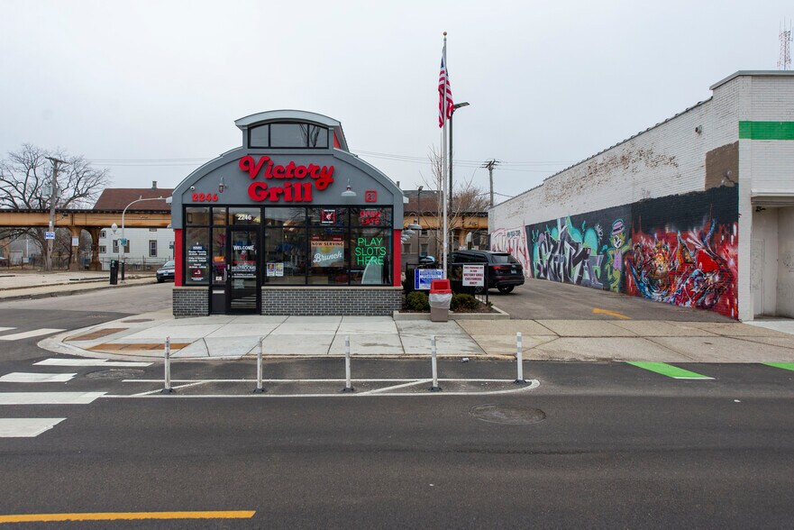 More Photos Of 2246 N Milwaukee Ave, Chicago Restaurant For Lease