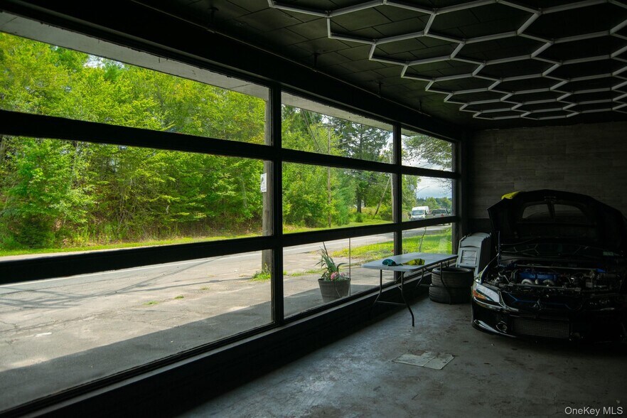 More Photos Of 107 Jefferson St, Monticello Storefront Retail Residential For Sale