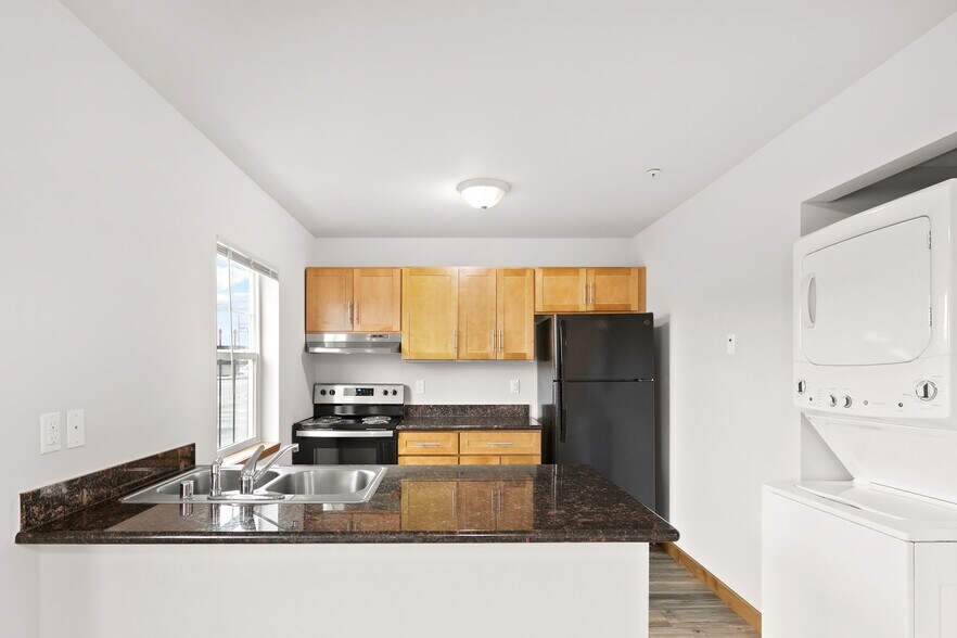 More Photos Of 901 E 72nd St, Tacoma Apartments For Sale