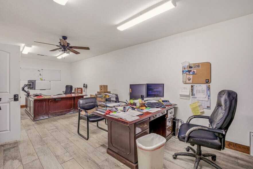 More Photos Of 4610 E Highway 199, Springtown General Retail For Sale