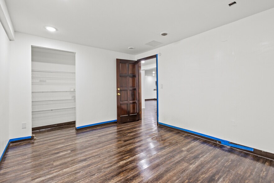 More Photos Of 108 N Depot Dr, Fort Pierce Office Residential For Lease