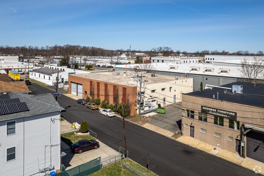 More Photos Of 230 Marion Ave, Linden Research And Development For Sale
