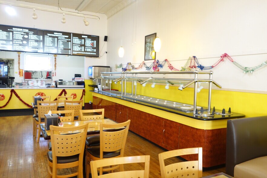 More Photos Of 224 N Main St, Mcpherson Restaurant For Sale