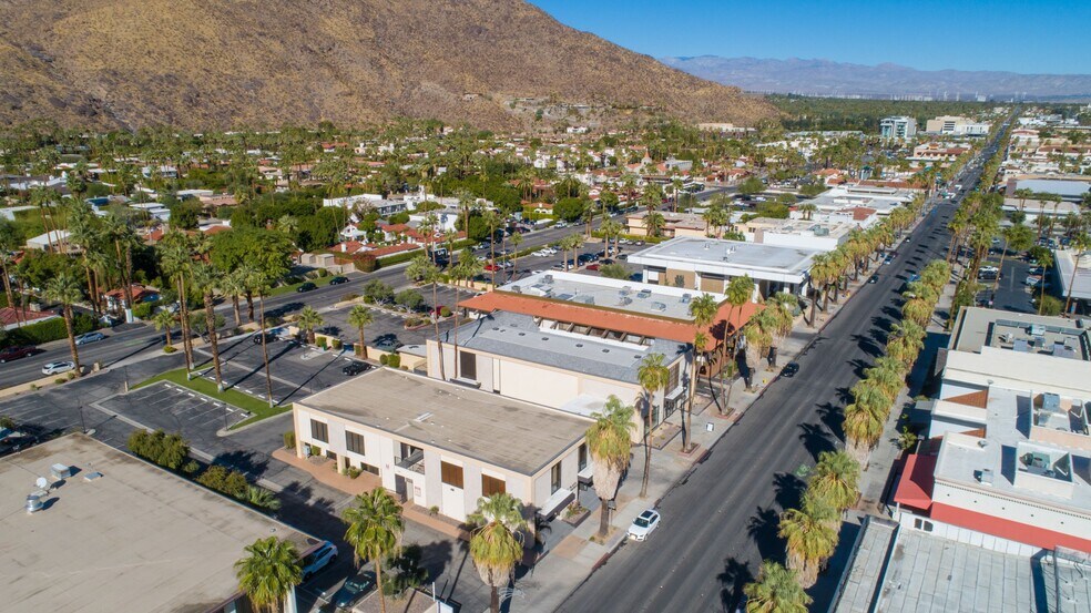 More Photos Of 477 S Palm Canyon Dr, Palm Springs Office For Sale