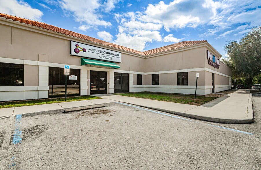 More Photos Of 2114 Seven Springs Blvd, New Port Richey Medical For Lease