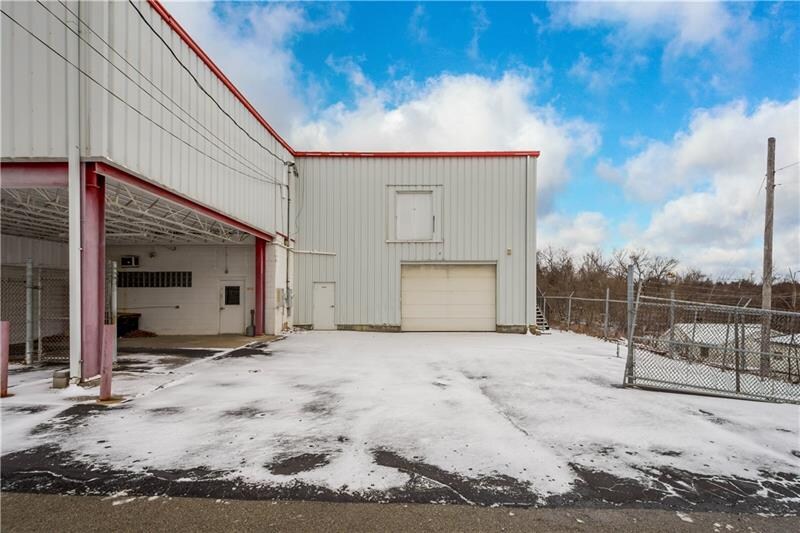More Photos Of 6027 National Pike, Grindstone Freestanding For Sale