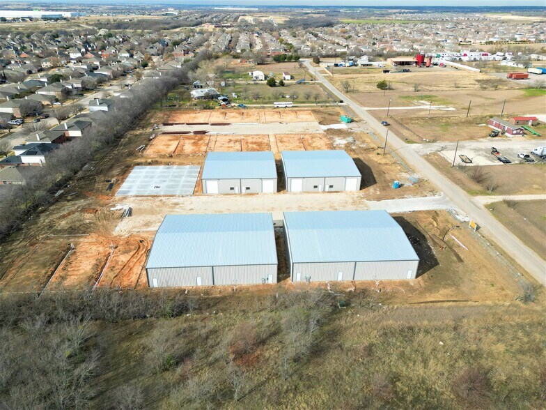 More Photos Of 17540 Matany Rd, Justin Distribution For Lease