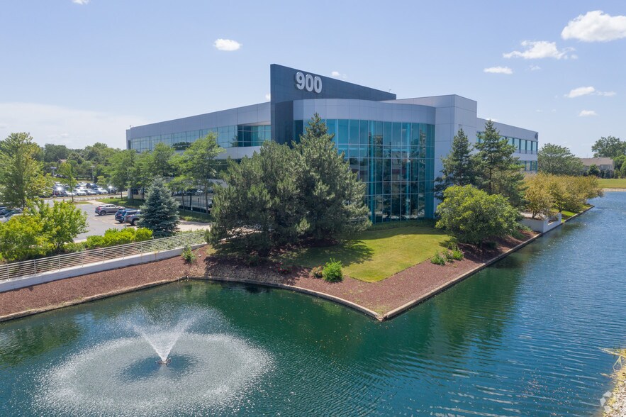 Primary Photo Of 900 N Arlington Heights Rd, Itasca Office For Lease