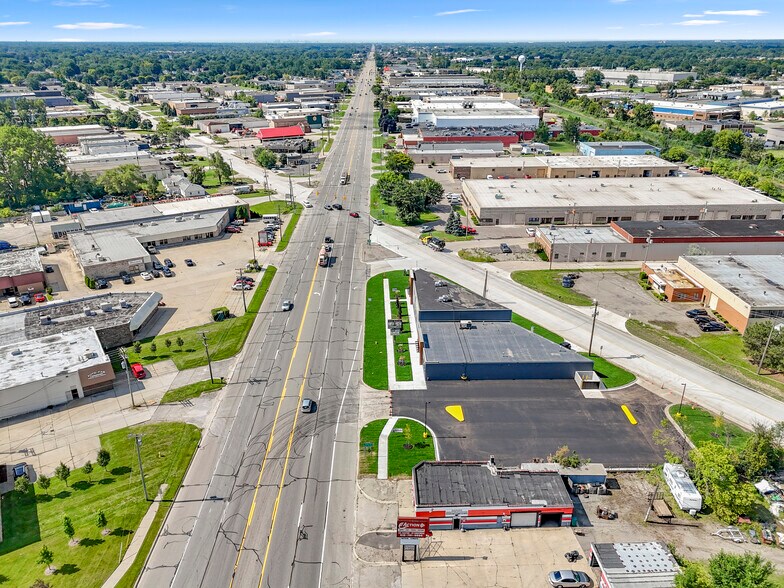 More Photos Of 34001 Groesbeck Hwy, Clinton Township Freestanding For Sale