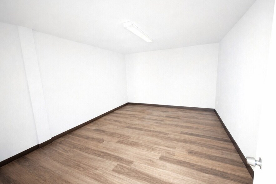 More Photos Of 16301-16335 Piuma Ave, Cerritos Light Manufacturing For Lease