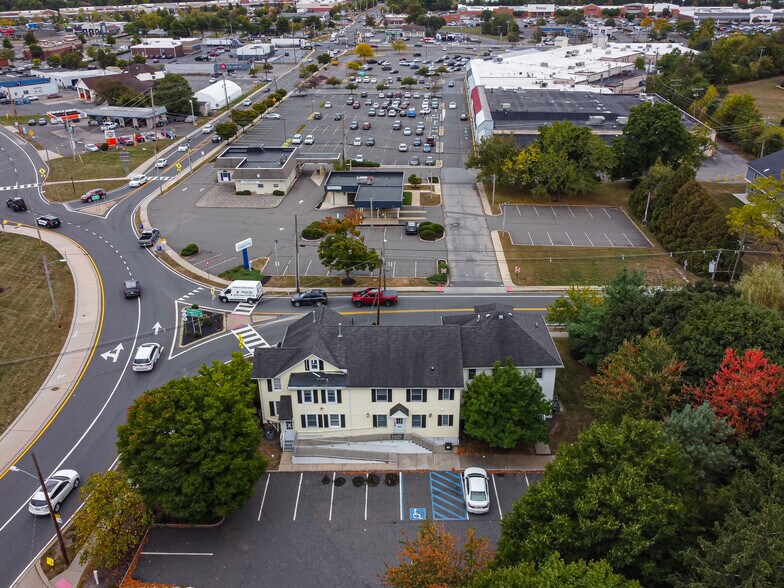 More Photos Of 221 S Main St, Flemington Office For Lease
