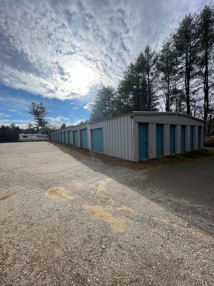 More Photos Of 10 Watson Rd, Barnstead General Retail For Sale