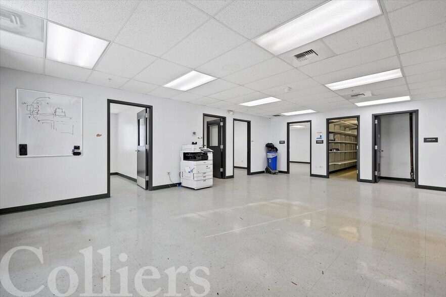 More Photos Of 382 American Ave, Jerome Warehouse For Lease