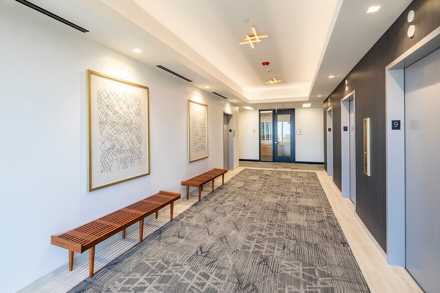 More Photos Of 1603 Orrington Ave, Evanston Office For Lease