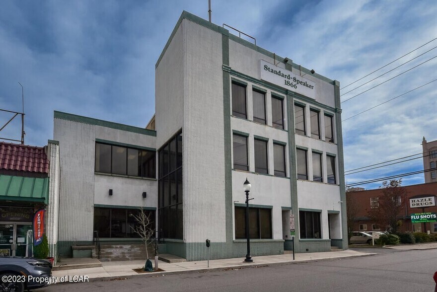 More Photos Of 21 N Wyoming St, Hazleton Movie Radio TVStudio For Sale