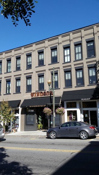 More Photos Of 36 Broadway St, Asheville Hotel For Sale