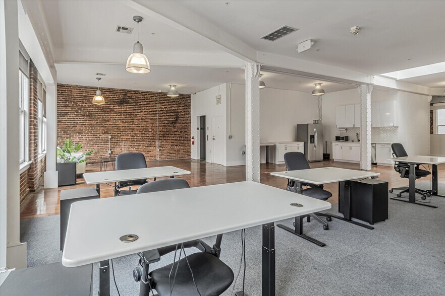 More Photos Of 34-38 Mason St, San Francisco Loft Creative Space For Sale