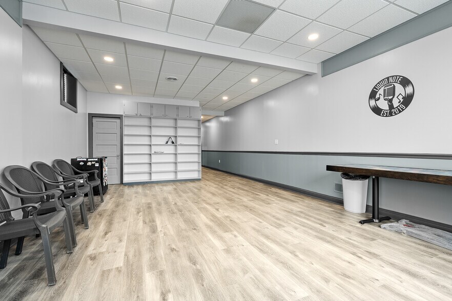More Photos Of 117 E Allegan St, Otsego General Retail For Sale