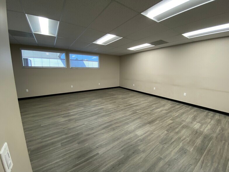 More Photos Of 17100 Norwalk Blvd, Cerritos Office For Sale