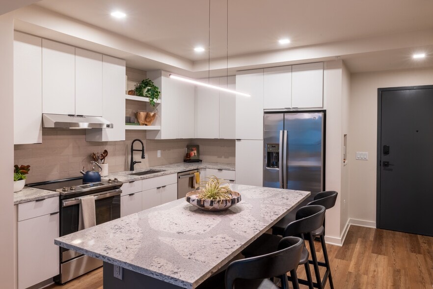 More Photos Of 1441 Peachtree St, Atlanta Apartments For Lease