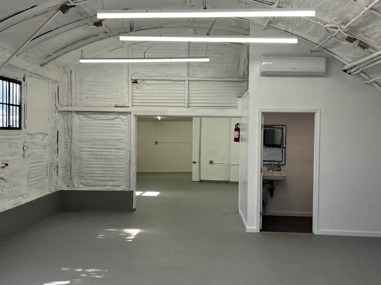 More Photos Of 17450 Shelburne Way, Los Gatos Warehouse For Lease