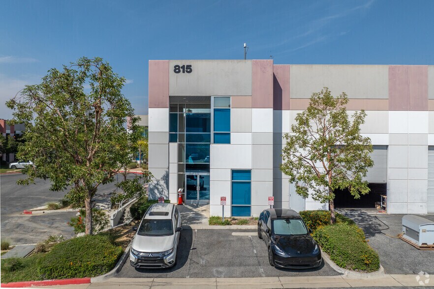 More Photos Of 815 Marlborough Ave, Riverside Research And Development For Lease