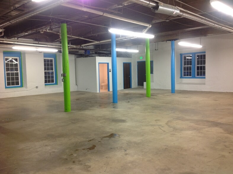 More Photos Of 1750 Union Ave, Baltimore Light Manufacturing For Lease
