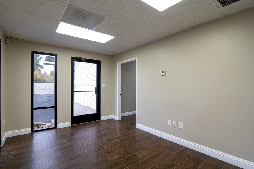 More Photos Of 4100 Well Tech Way, Bakersfield Warehouse For Lease