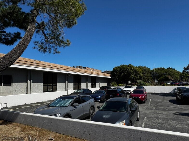 More Photos Of 19 Davis Dr, Belmont Office For Lease