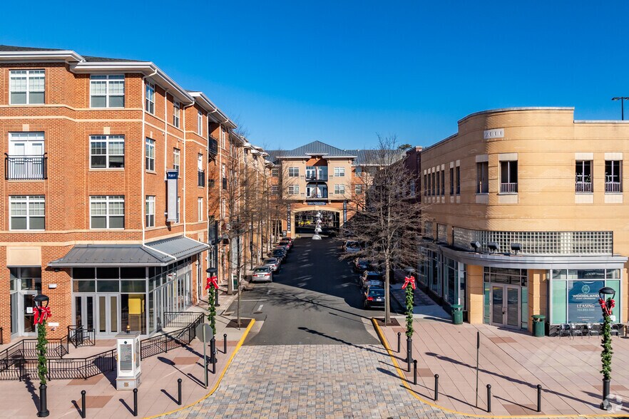 More Photos Of 12950-12976 Highland Crossing Dr, Herndon Unknown For Lease