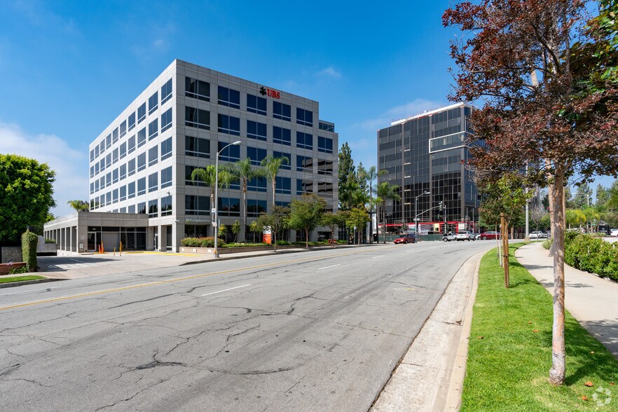 More Photos Of 200 S Los Robles Ave, Pasadena Office For Lease