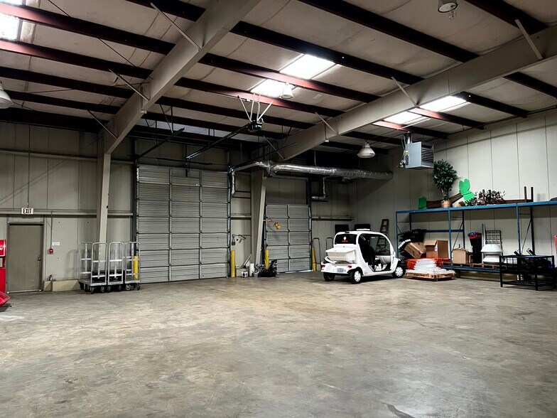 More Photos Of 2001 Levee Rd, Corinth Warehouse For Sale