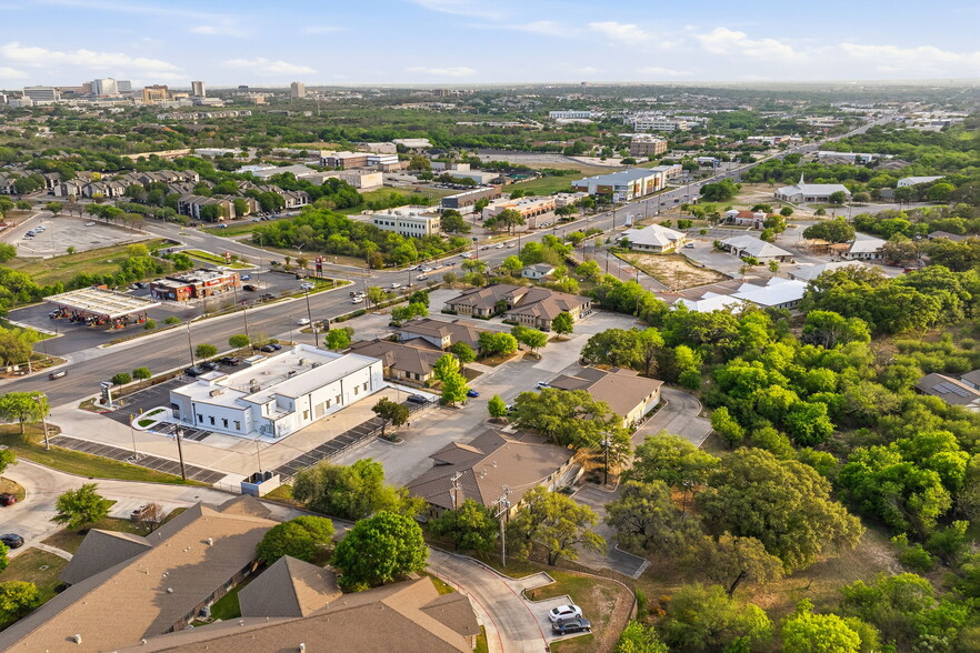 More Photos Of 10007 Huebner Rd, San Antonio Office For Sale