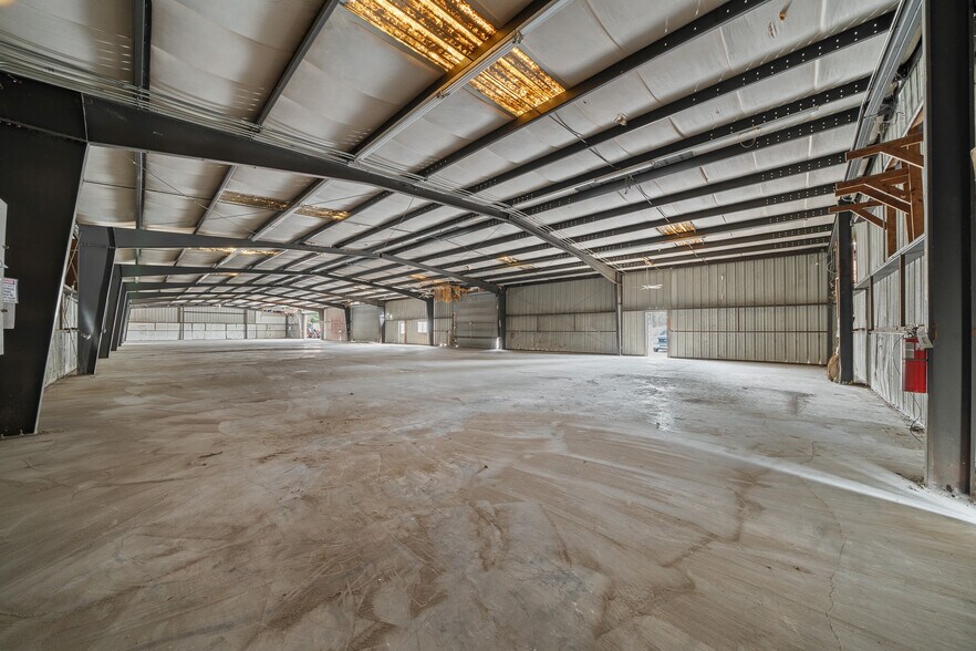 More Photos Of 11641 SW 90th Ter, Ocala Warehouse For Lease