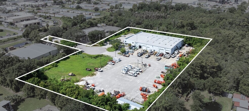 Primary Photo Of 3162 Clemson Rd, Orlando Radio TVTransmission Facilities For Lease