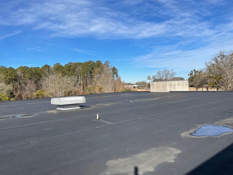 More Photos Of 720 Western Blvd, Tarboro Office For Sale