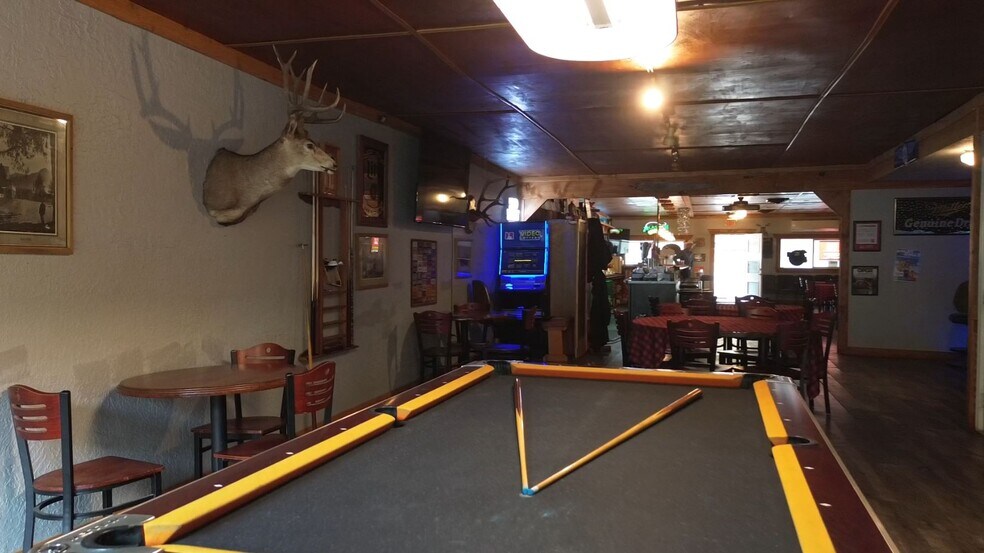 More Photos Of 10786 Highway 126, Mapleton General Retail For Sale