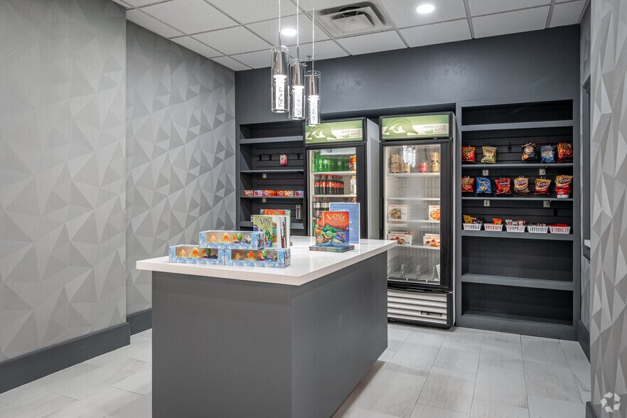 More Photos Of 14450 Park Row, Houston Hotel For Sale