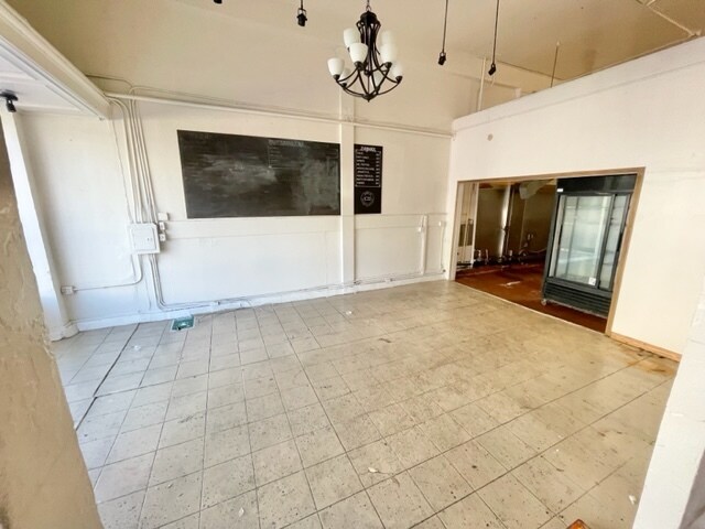More Photos Of 3227 22nd St, San Francisco Storefront For Lease