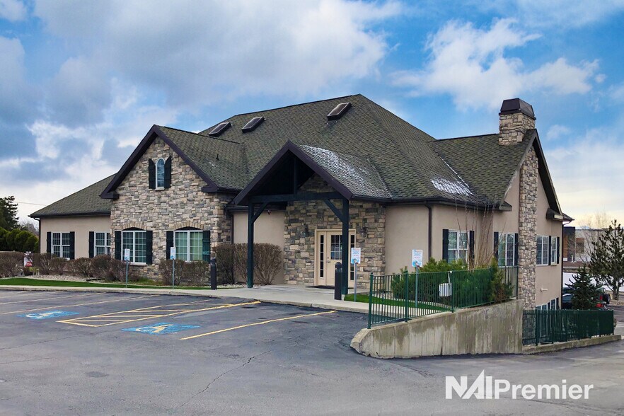 More Photos Of 2505 E 3300 S, Salt Lake City Office For Sale