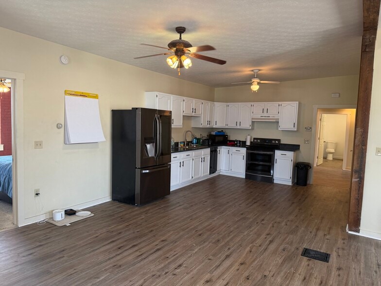More Photos Of 46 Jefferson St, Brookville Storefront Retail Residential For Sale