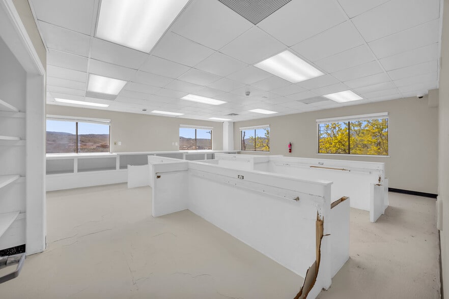 More Photos Of 3581 Drako Way, Carson City Manufacturing For Sale