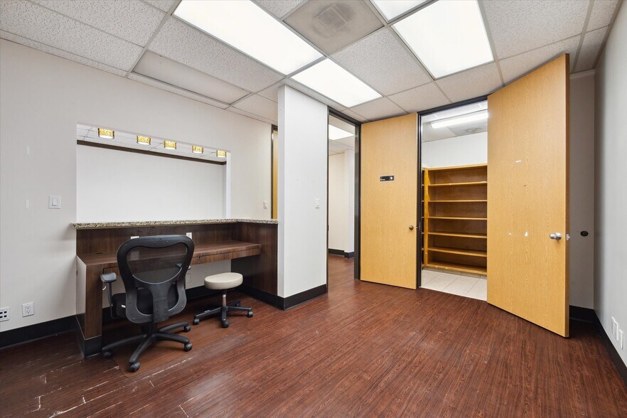 More Photos Of 560 Blossom St, Webster Medical For Lease