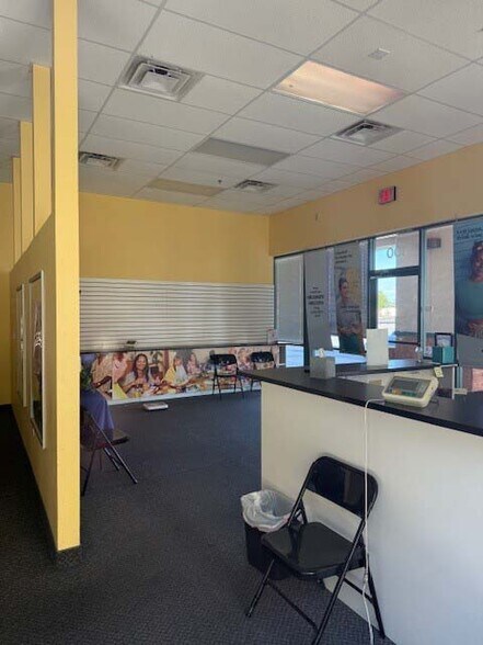 More Photos Of 18795 N Reems Rd, Surprise General Retail For Lease