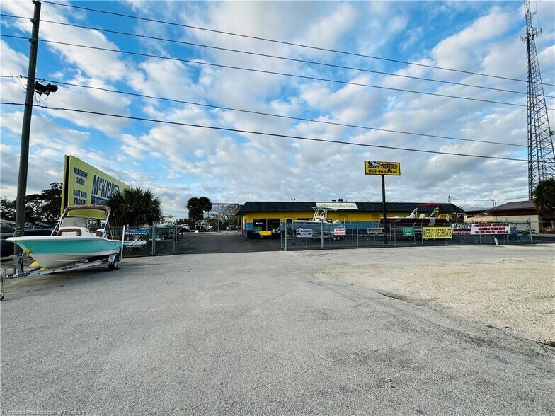 More Photos Of 1130 US Highway 27 N, Lake Placid Freestanding For Sale