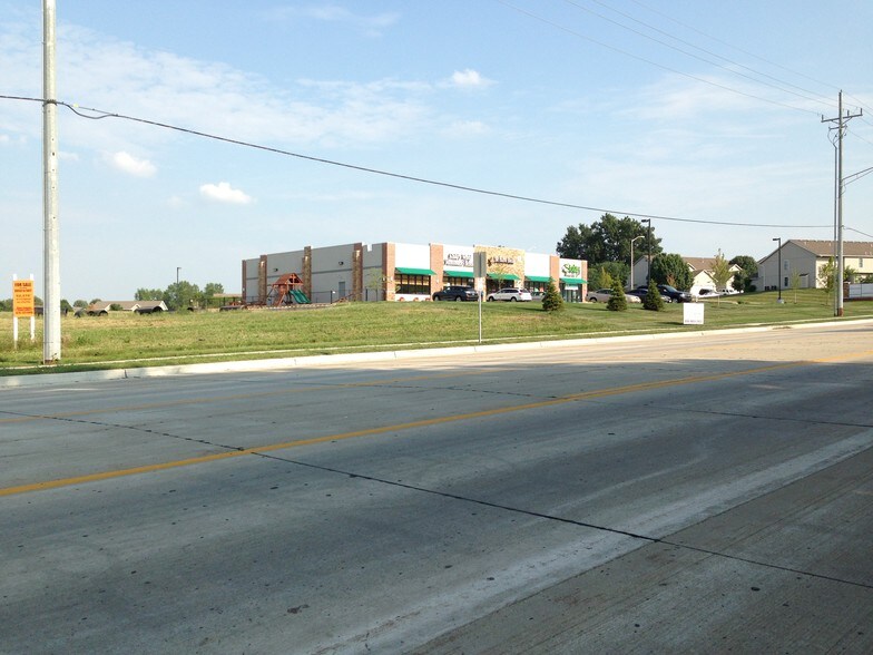 Primary Photo Of 500 NE 107th St, Kansas City Freestanding For Lease
