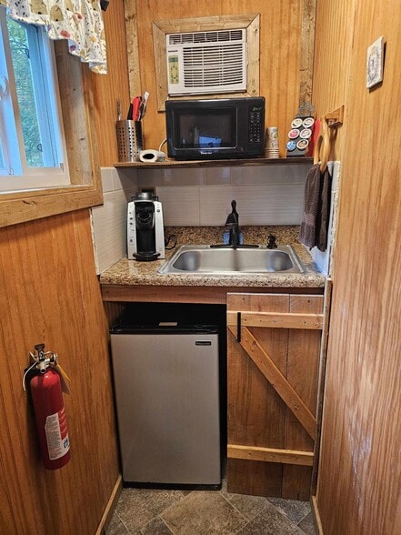 More Photos Of 88 Lower Mountain Creek Rd, Robbinsville Trailer Camper Park For Sale